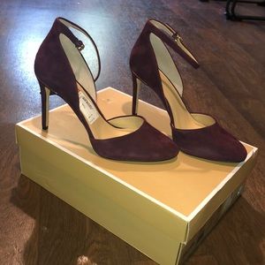 Micheal Kors Plum Heels